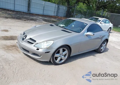 2005 Mercedes-Benz Slk 350 from USA, damaged, VIN WDBWK56F95F036480